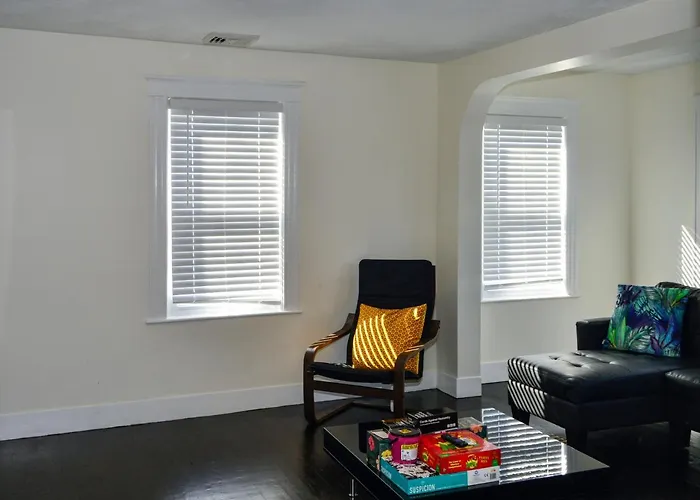 Modern Two Bedroom Condo - Boston