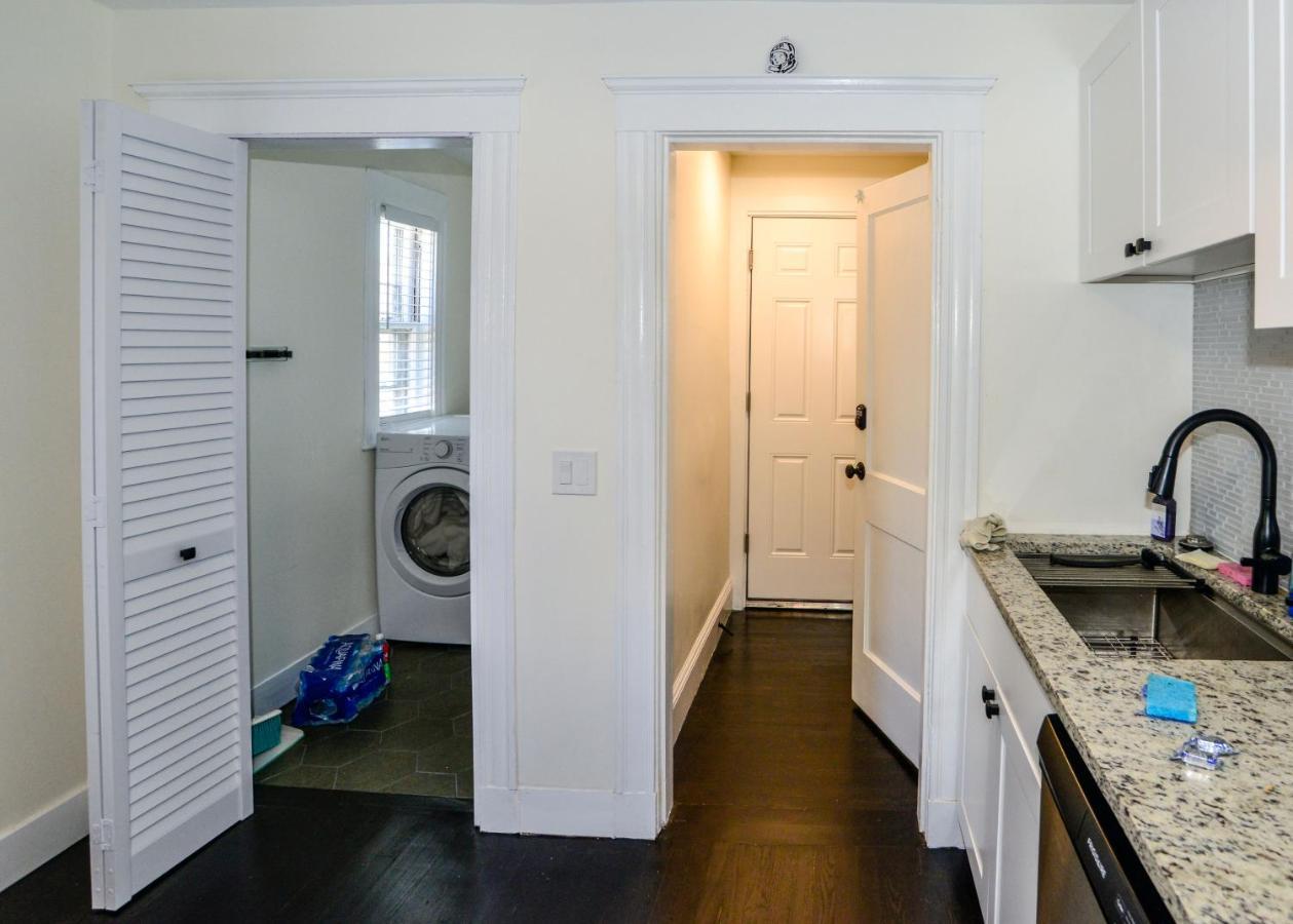 Modern Two Bedroom - Boston Appartement Stoneham